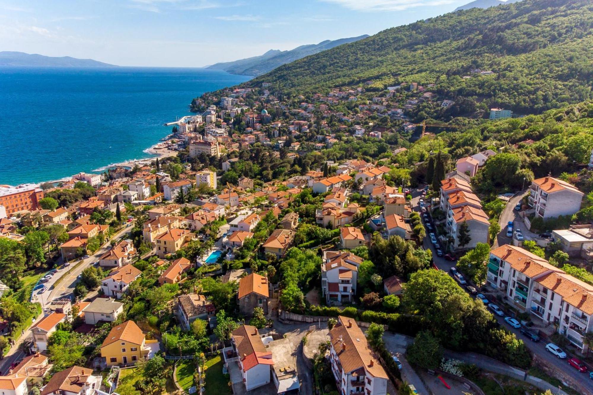 Lux Apartmani Opatija Eksteriør billede