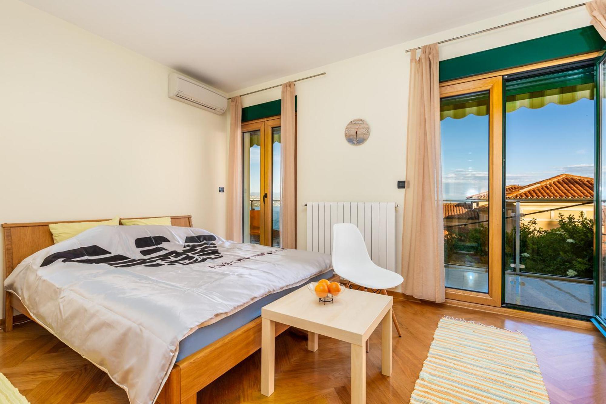 Lux Apartmani Opatija Eksteriør billede
