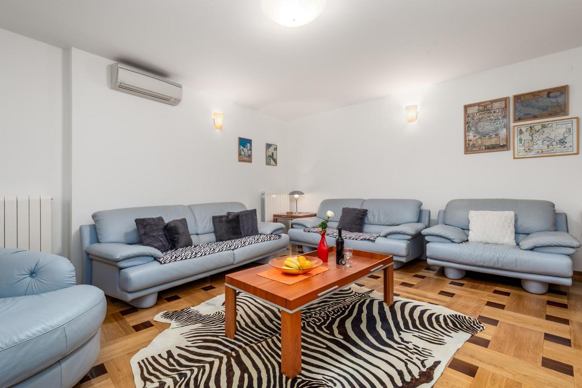 Lux Apartmani Opatija Eksteriør billede
